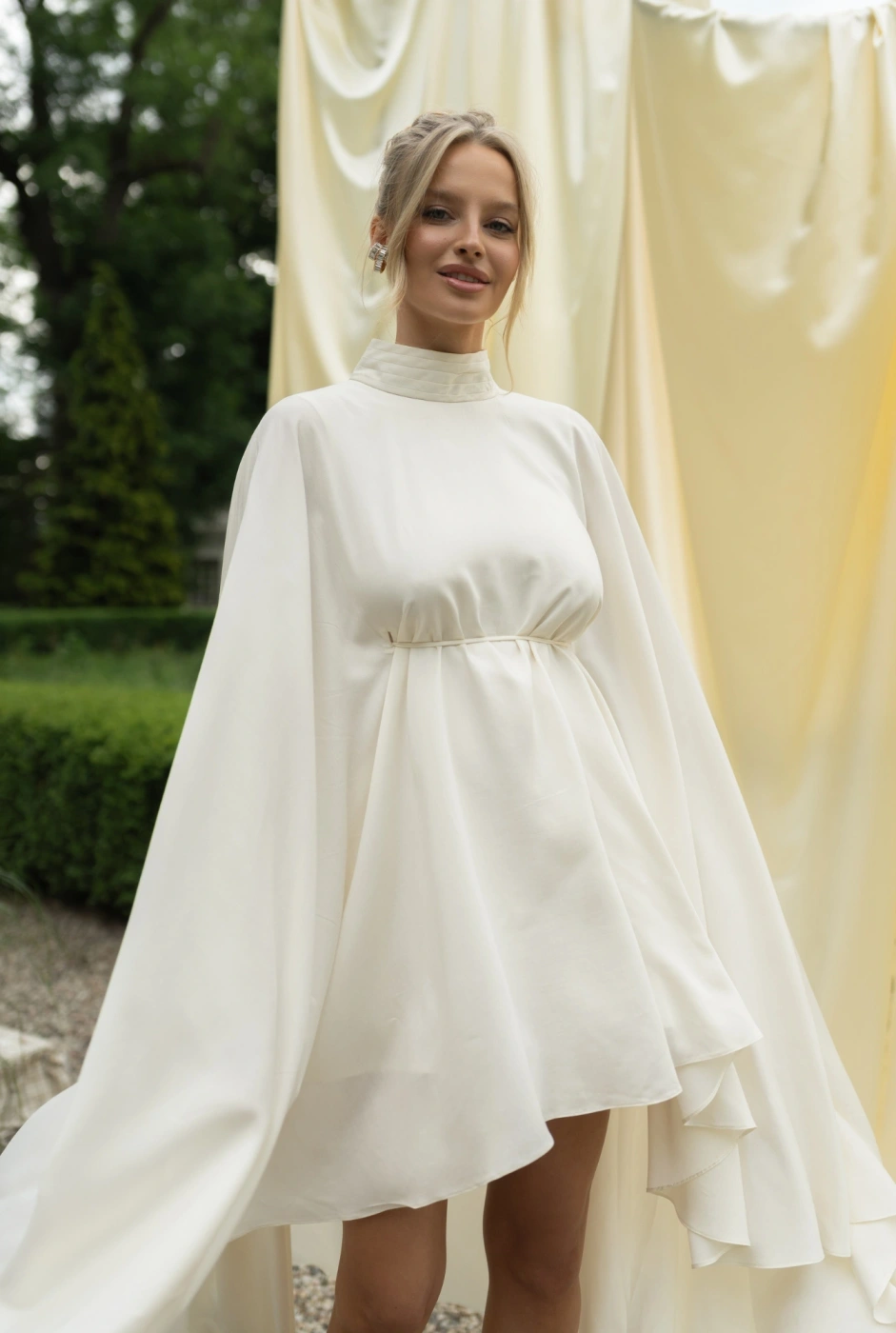 Eleganti abiti premaman per un matrimonio: come coniugare stile e massimo comfort?