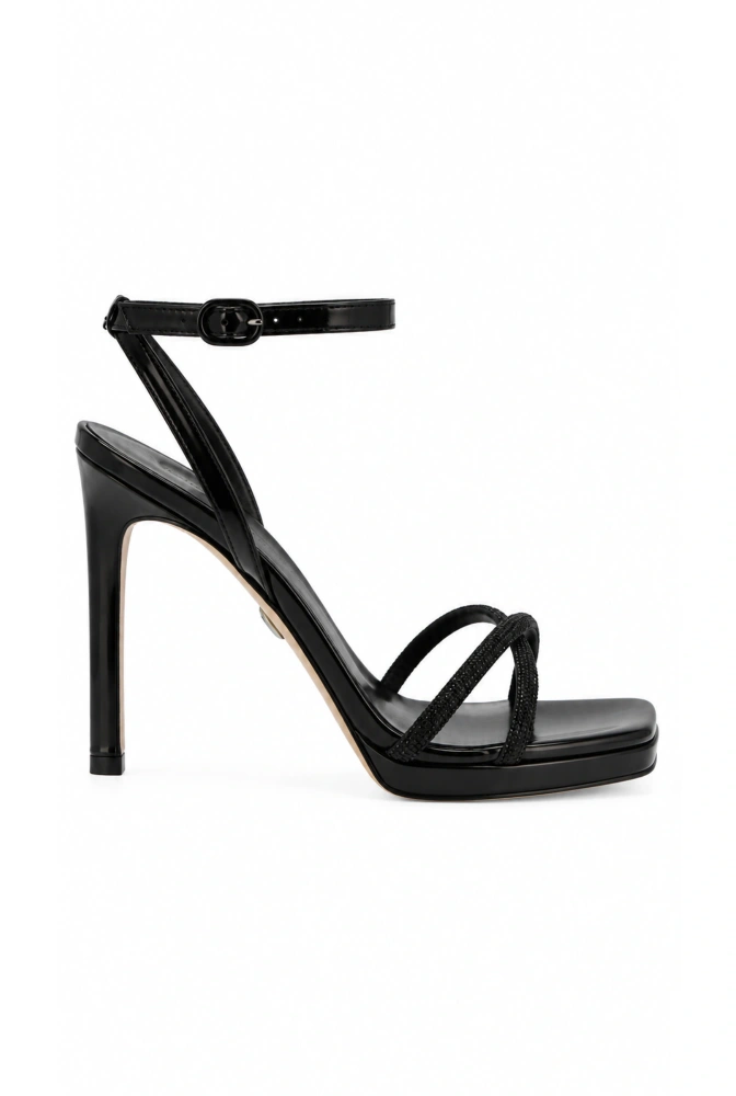 Blackdoe - Pelle naturale - Sandali in vernice con cinturini lucidi