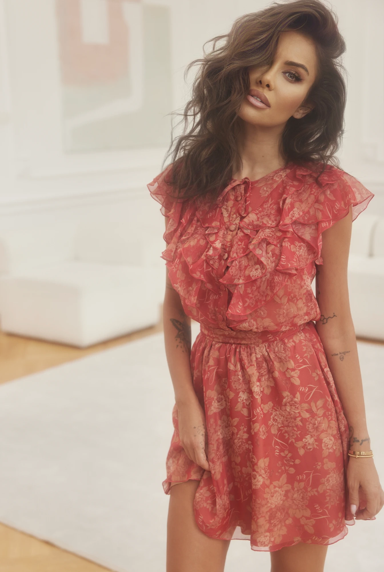 Imelda - Abito delicato con composizione di volant