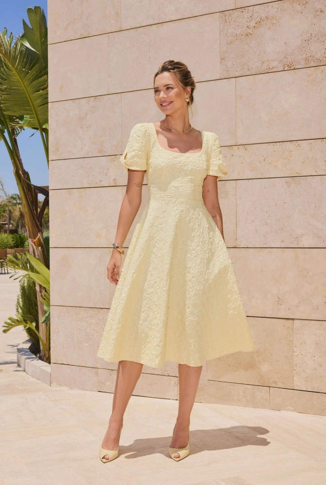Rebeca – abito midi giallo svasato